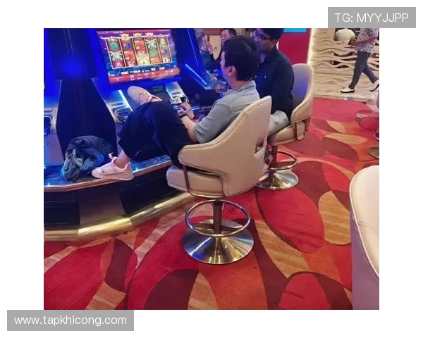 探索十大赌场真人游戏的特色与亮点，享受最真实的线上赌场体验